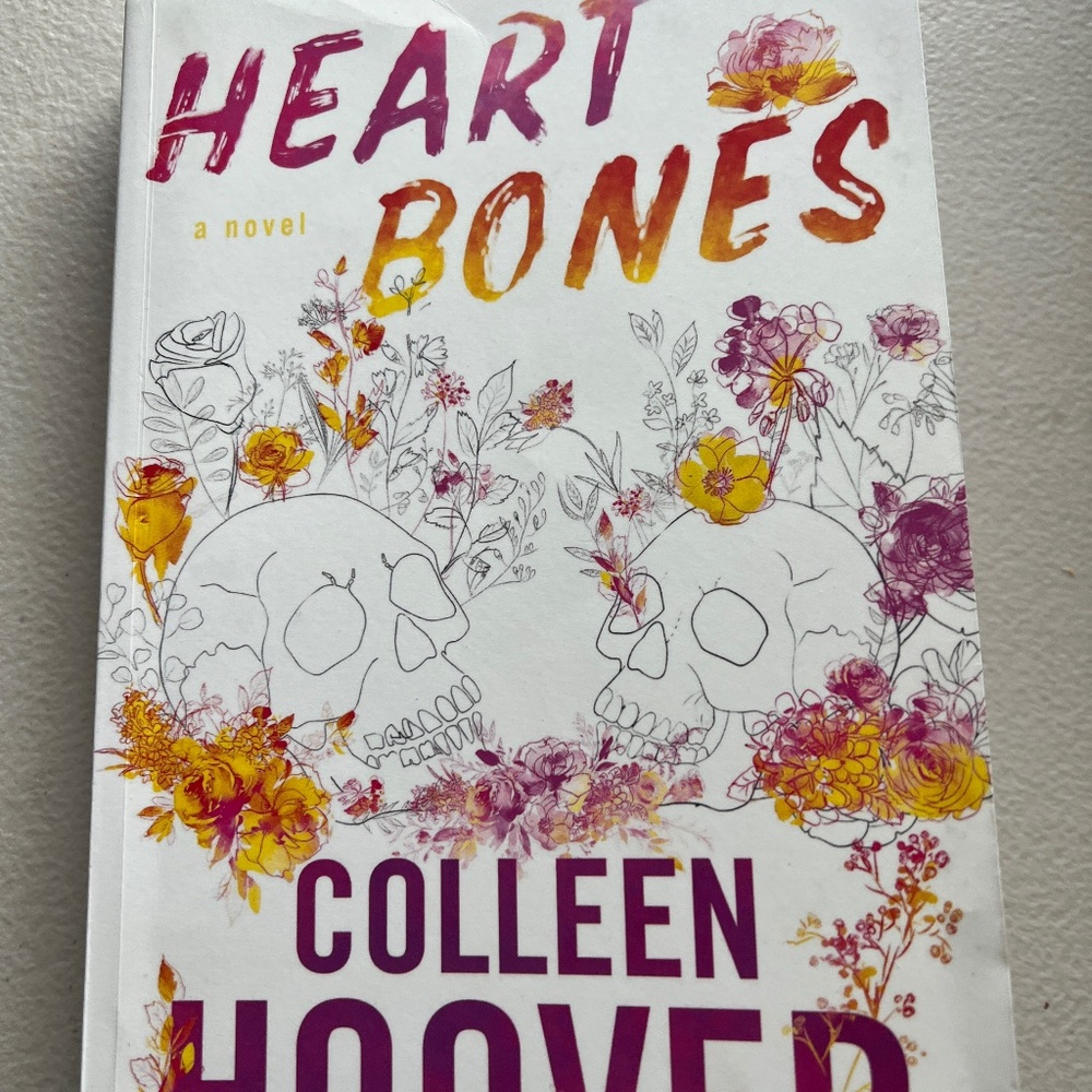 Heart Bones — Colleen Hoover